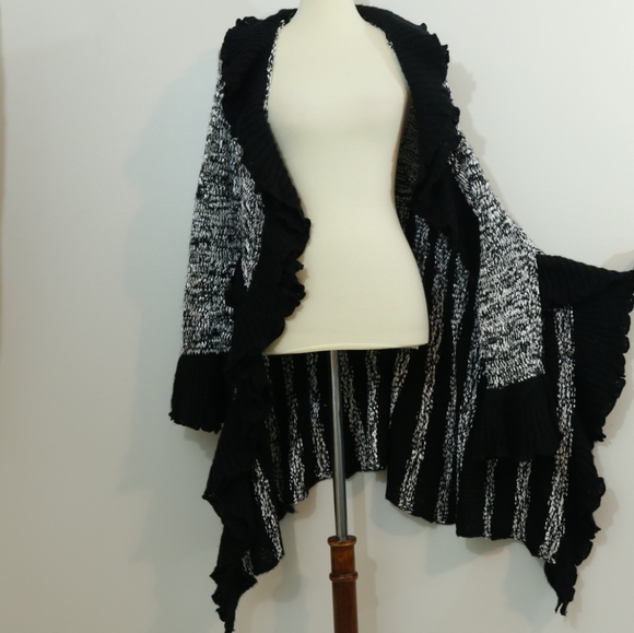 Sioni Wool Blend Ruffle Boho Cardigan Sweater - Picture 2 of 8